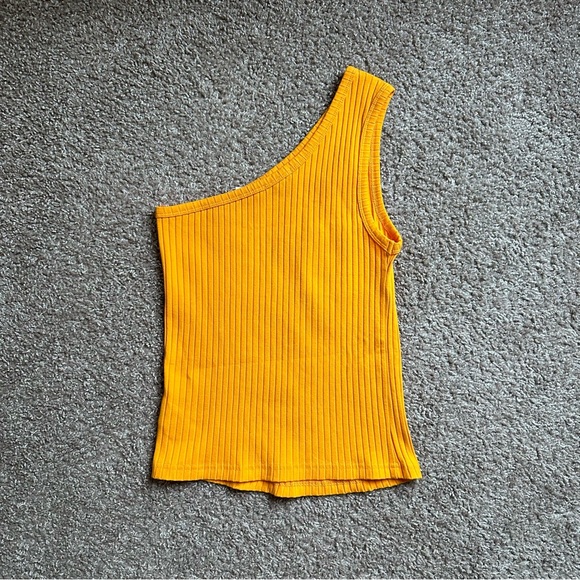 NWT Rails Esti Top in Marigold Size Medium - Picture 4 of 7